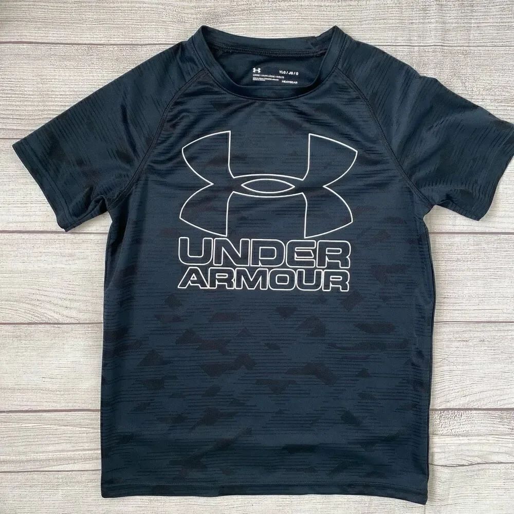 Under Armour youth boys L loose fit heatgear short sleeve Crewneck shirt black